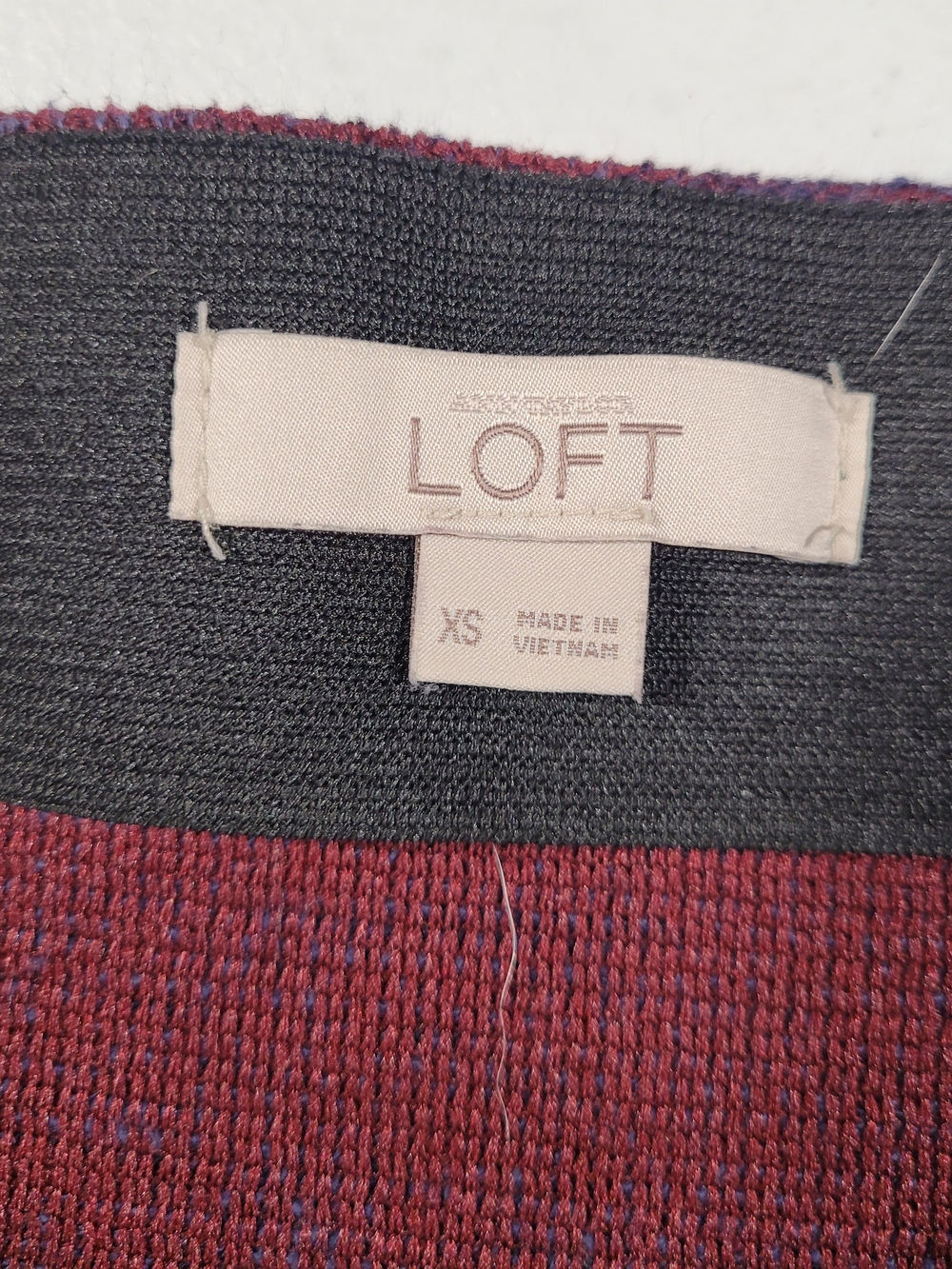 LOFT Marled Plum and Blue Knit Pencil Skirt - Picture 2 of 3